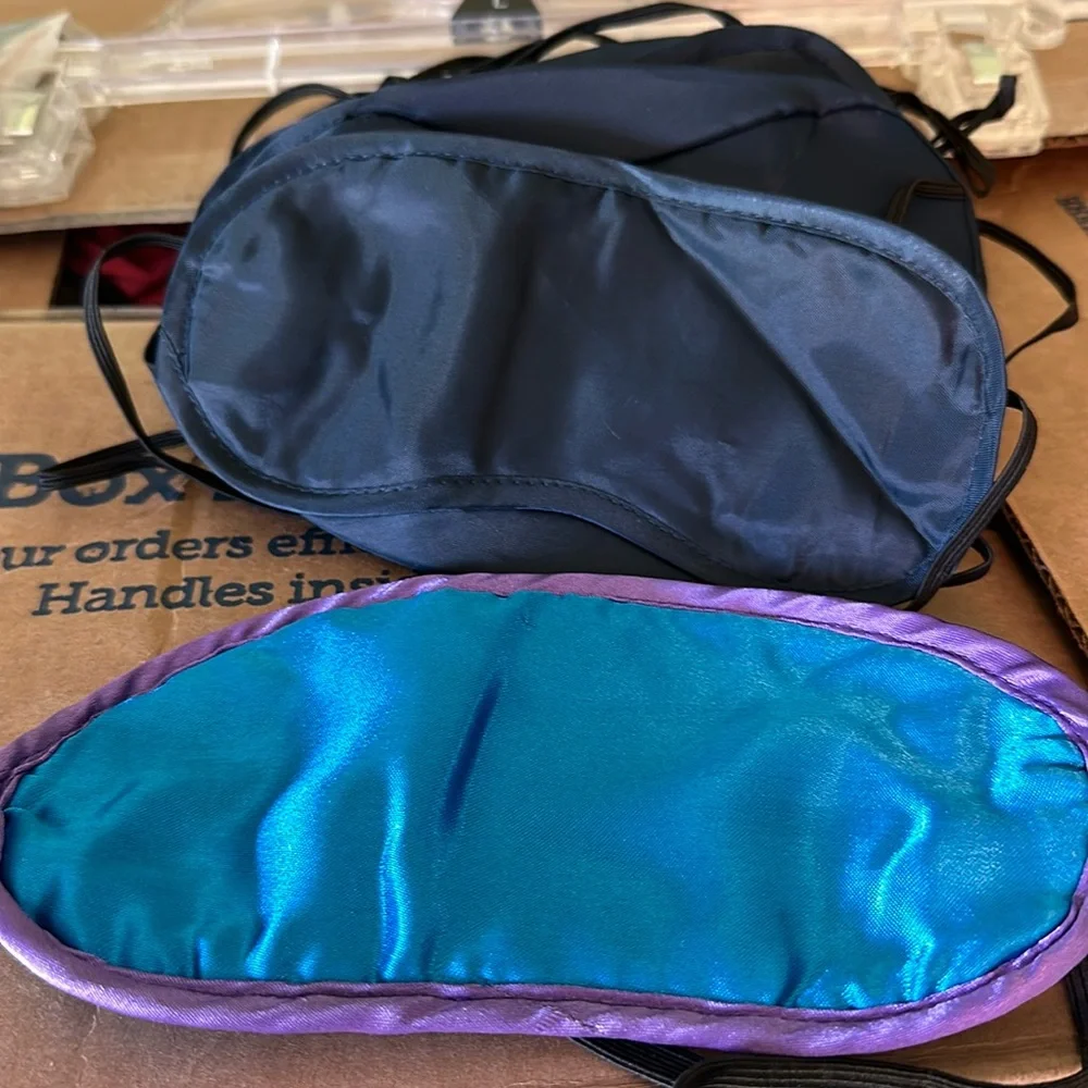 Sleep mask bundle💙…